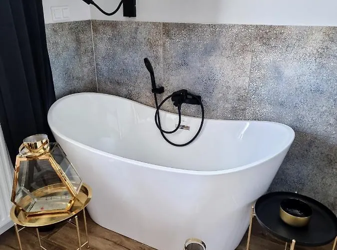 Wola By Renters Varsó