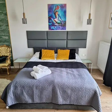 Apartment Jana Kazimierza Wola By Renters